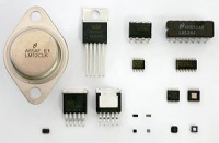 300px-OPAMP Packages.jpg